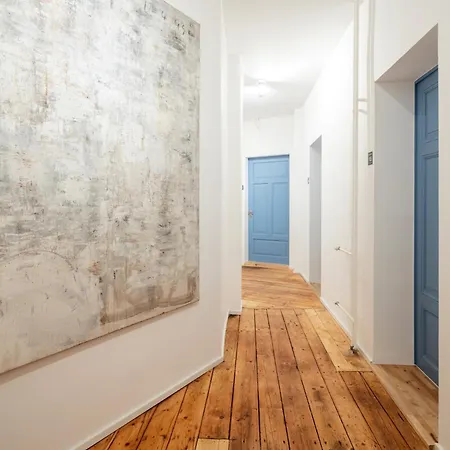 Kuenstlerzimmer In Der Haeselburg - Abstrakte Mit Badewanne Accommodatie bij particulieren *